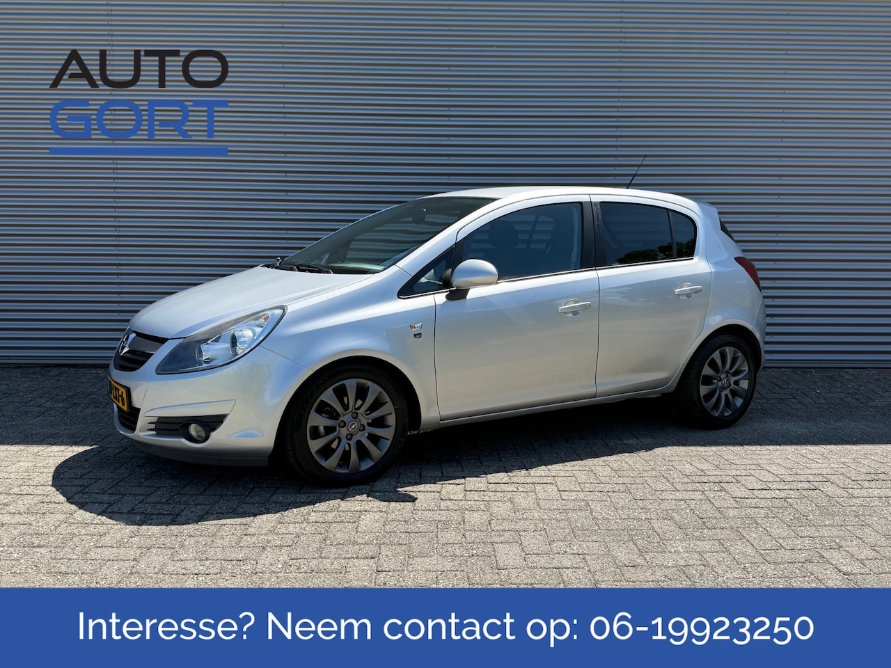 Opel Corsa - 1.4-16V '111' Edition | Airco | 5 Deurs | 1e eigenaar | Trekhaak - AutoWereld.nl