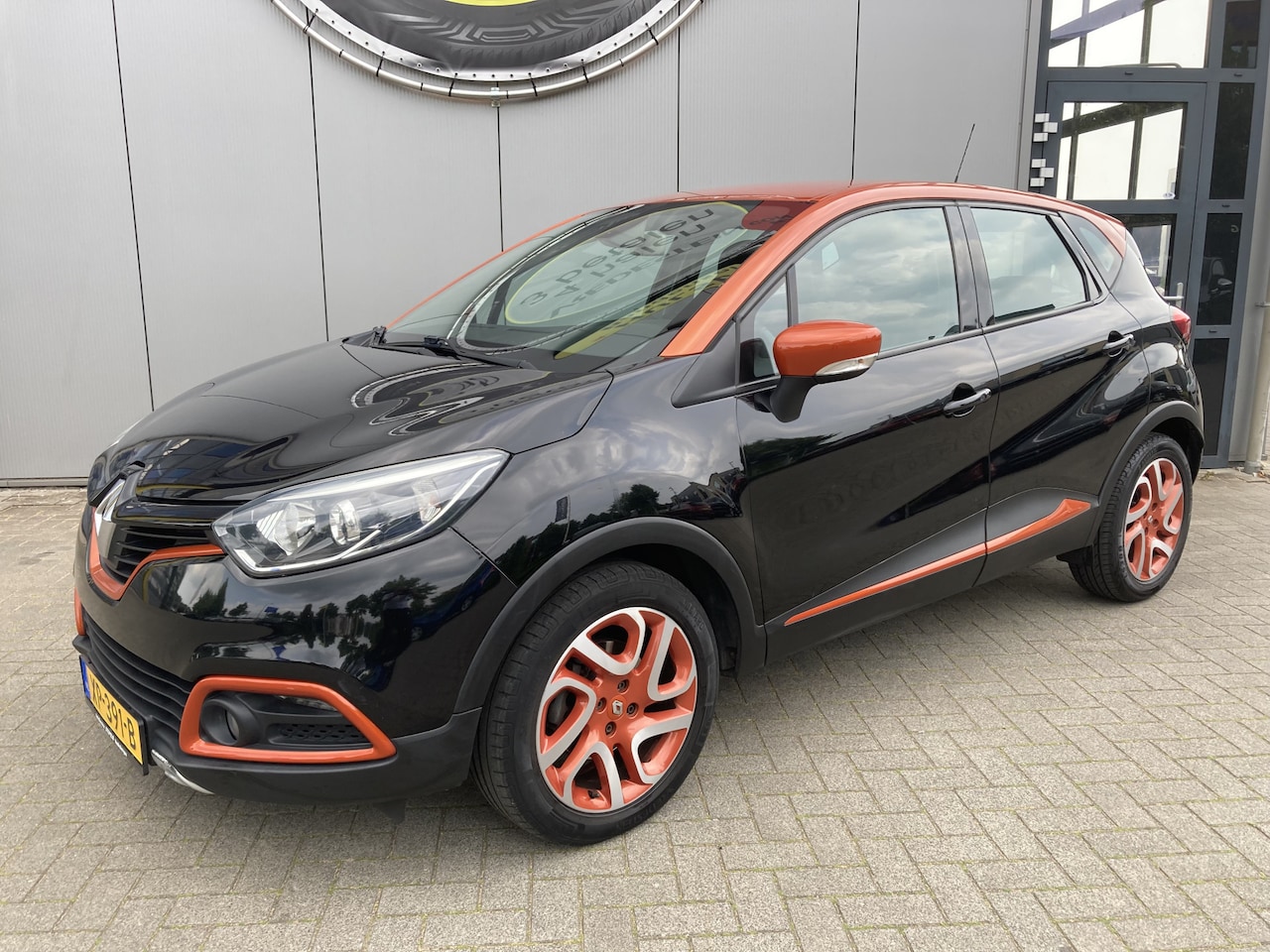 Renault Captur - 1.2 TCe Dynamique Navi | Blue tooth | Trekhaak | Cruise contr | Clima - AutoWereld.nl
