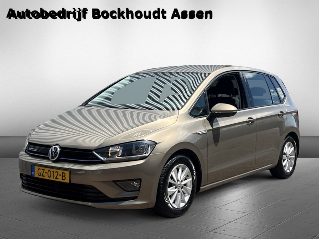 Volkswagen Golf Sportsvan - 1.0 TSI Trendline | Apple CarPlay | Cruise Control | Trekhaak - AutoWereld.nl
