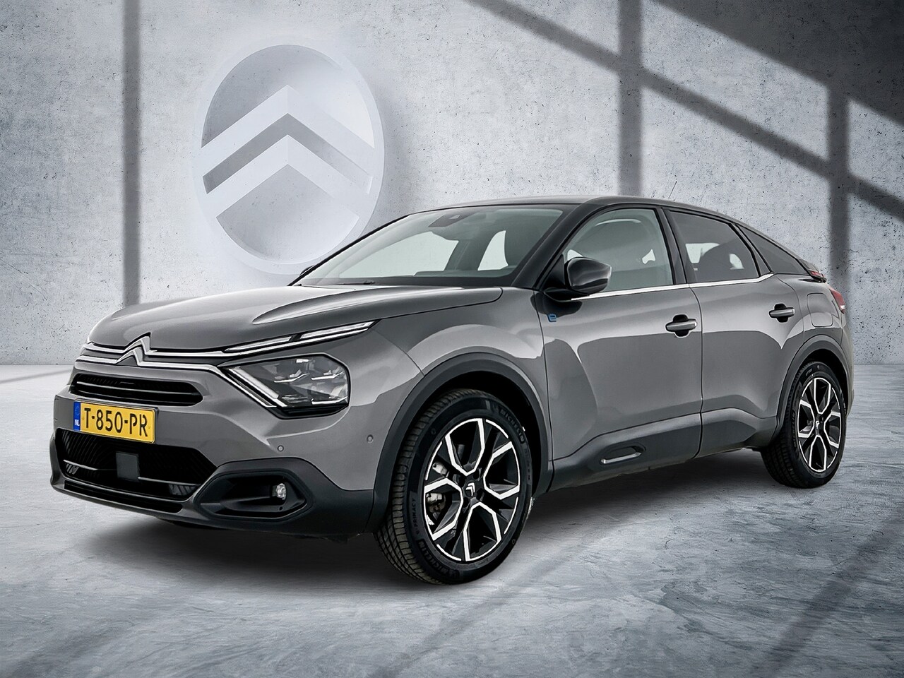 Citroën Ë-C4 - Shine 50 kWh | Rijklaar | Elektronische stoel met massage | Stoelverwarming | Adaptive Cru - AutoWereld.nl