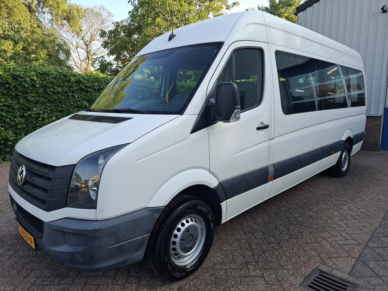Volkswagen Crafter - 35 2.0 TDI L3H2 BM 16950.- INCL BTW 9-PERSOONS ROLSTOEL 114PK - AutoWereld.nl
