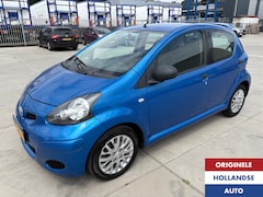 Toyota Aygo - 1.0-12V Now Airco Sport Velgen Spoiler