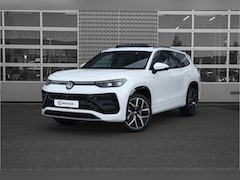 Volkswagen Tayron - 1.5TSi 204pk eHybrid R-Line Edition | Panoramadak | 20" |