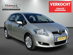 Toyota Auris - 1.6-16V Sol