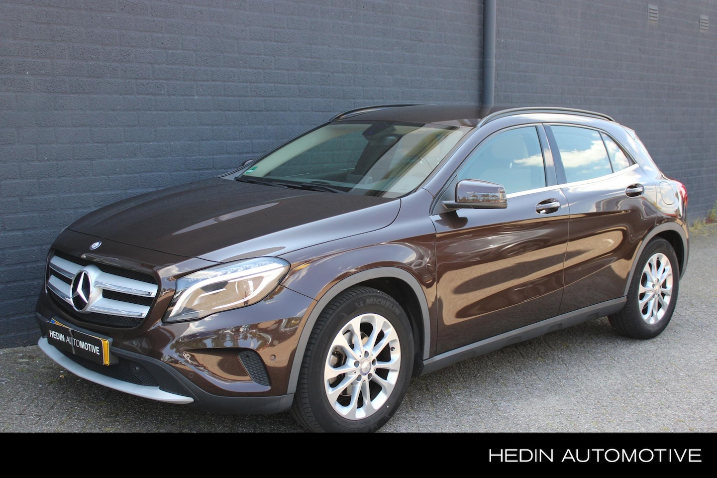 Mercedes-Benz GLA-Klasse - 200 Ambition NL-Auto | Automaat | Navigatie | Camera | Stoelverwarming | Parkeersensoren | - AutoWereld.nl