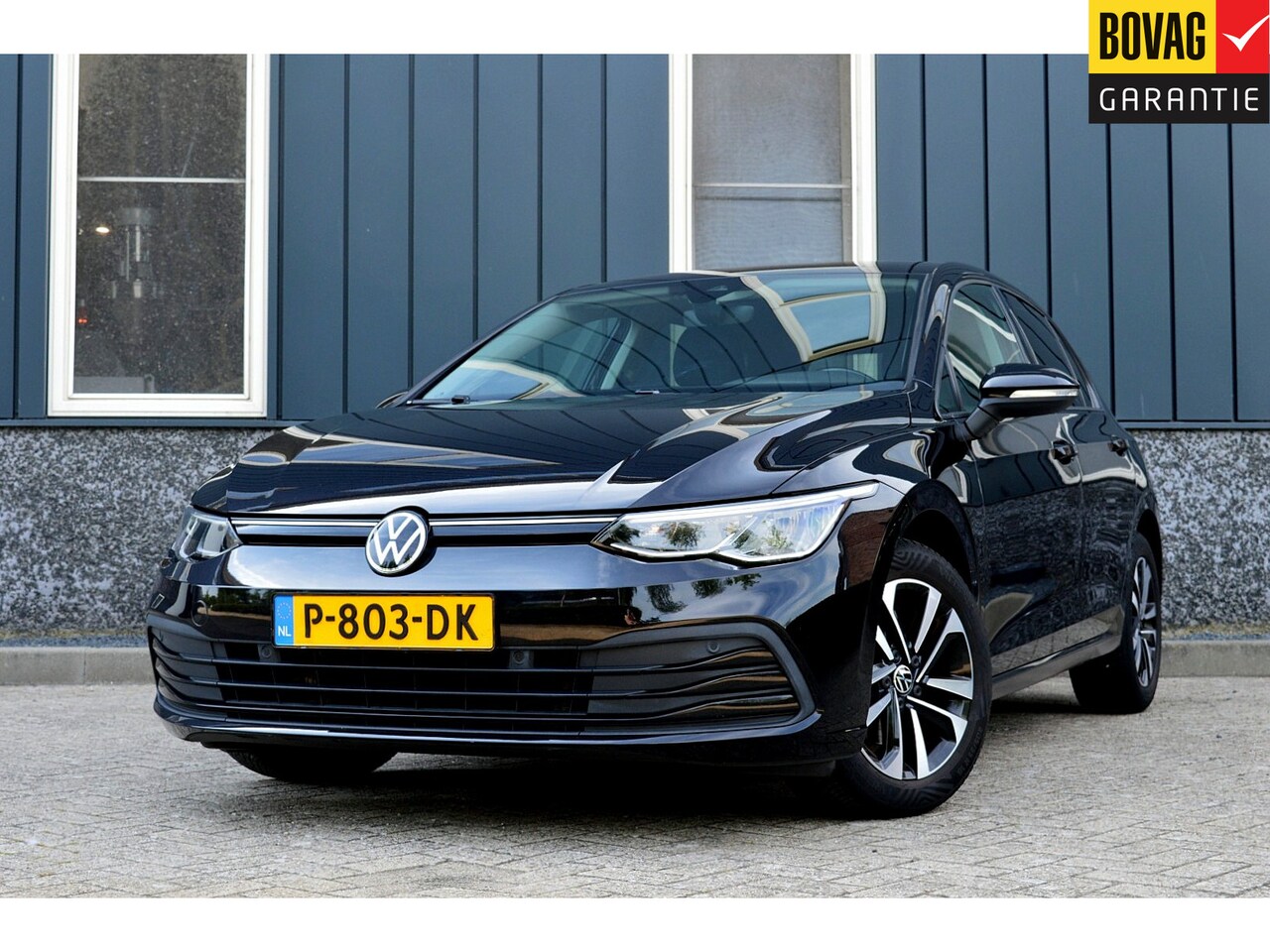 Volkswagen Golf - 1.0 TSI Life Business Rijklaarprijs-Garantie Navigatie led Airco Apple carplay Sfeer verli - AutoWereld.nl