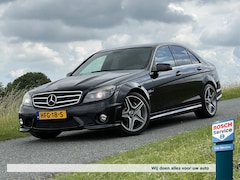 Mercedes-Benz C-klasse - C63 AMG 457PK / Harman/Kardon / Elektr stoelen / Leder dashboard / Camera / Navi / Leder /