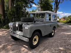 Land Rover 88