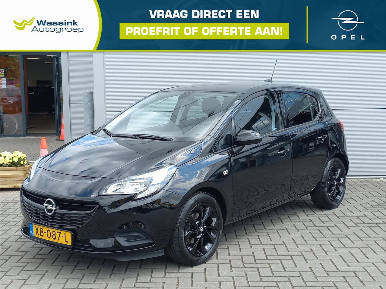 Opel Corsa - 1.4 90PK 5drs Black Edition | Airconditioning | Navigatie | Lm velgen | Parkeersensoren | - AutoWereld.nl