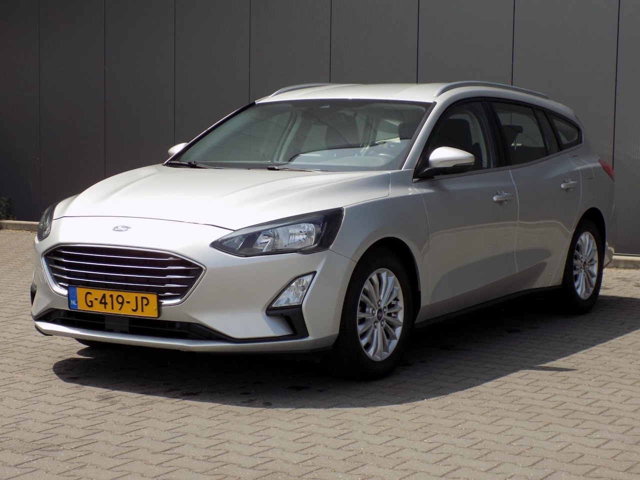 Ford Focus Wagon - 1.0 EcoBoost Titanium Business Automaat - AutoWereld.nl