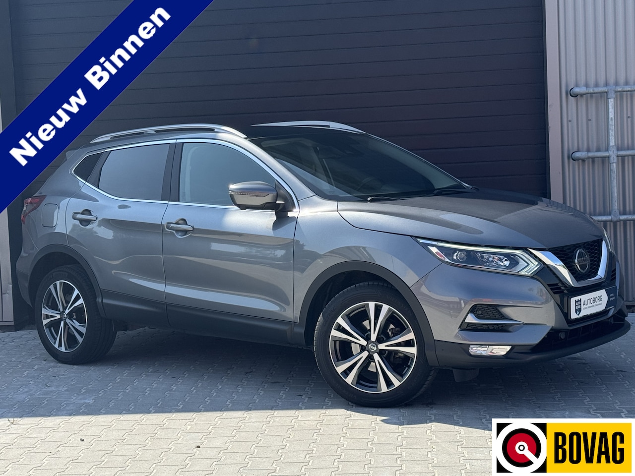 Nissan Qashqai - 1.2 Tekna Prijs Inclusief Onderhoud & 12 Maand BOVAG Garantie | Panoramadak | Trekhaak | - AutoWereld.nl