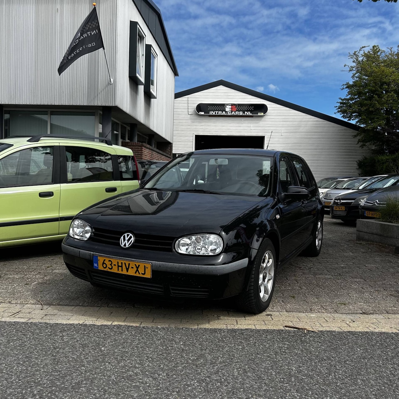 Volkswagen Golf - 1.6-16V Trendline Motor rookt, loop of sloop auto zo meenemen. - AutoWereld.nl