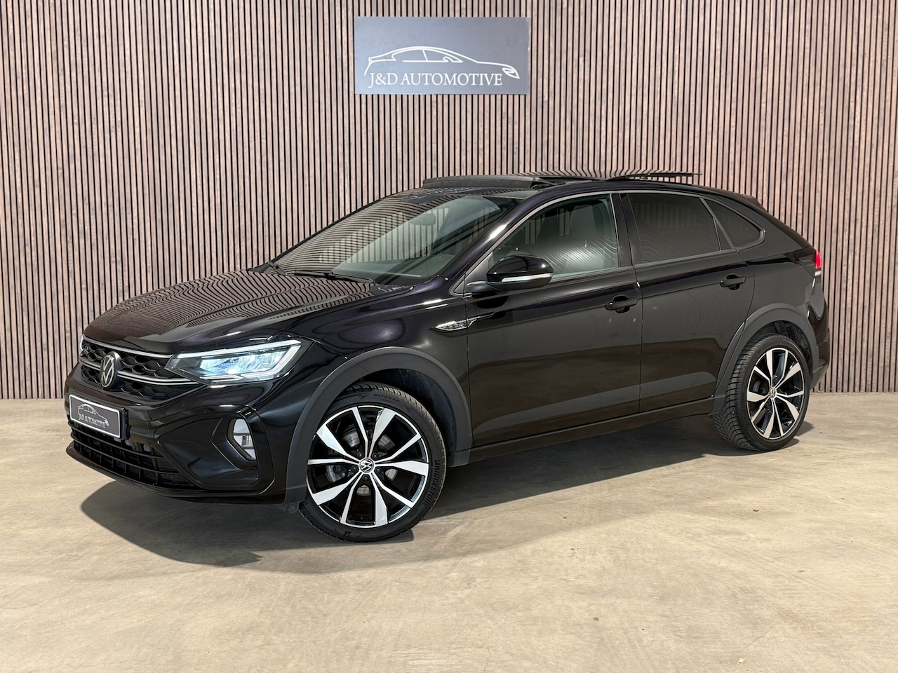 Volkswagen Taigo - 1.5 TSI R-Line Business 2023 DSG PANO LED VIRTUAL CAMERA - AutoWereld.nl