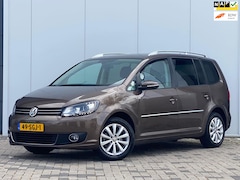 Volkswagen Touran - 1.2 TSI Highline BlueMotion 7PERSOONS PANORAMA NAVI