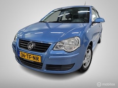Volkswagen Polo - 1.4-16V/Airco/Trekhaak/Lmv/Nieuwe apk/Nap