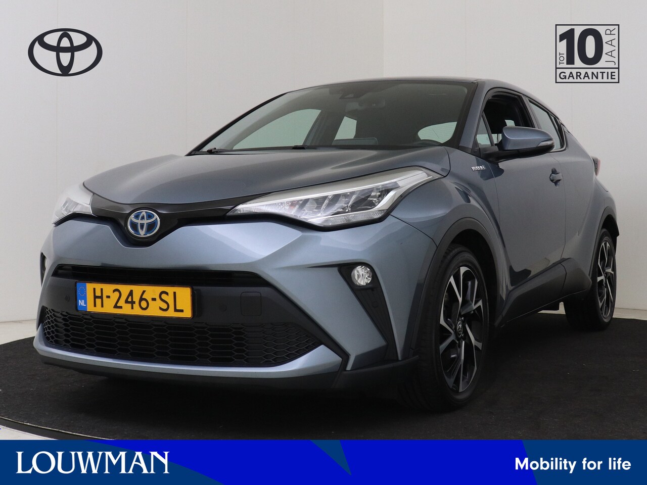 Toyota C-HR - 1.8 Hybrid Dynamic I Navigatie I Climate Control I Cruise Control I Camera I USB I LM Velg - AutoWereld.nl