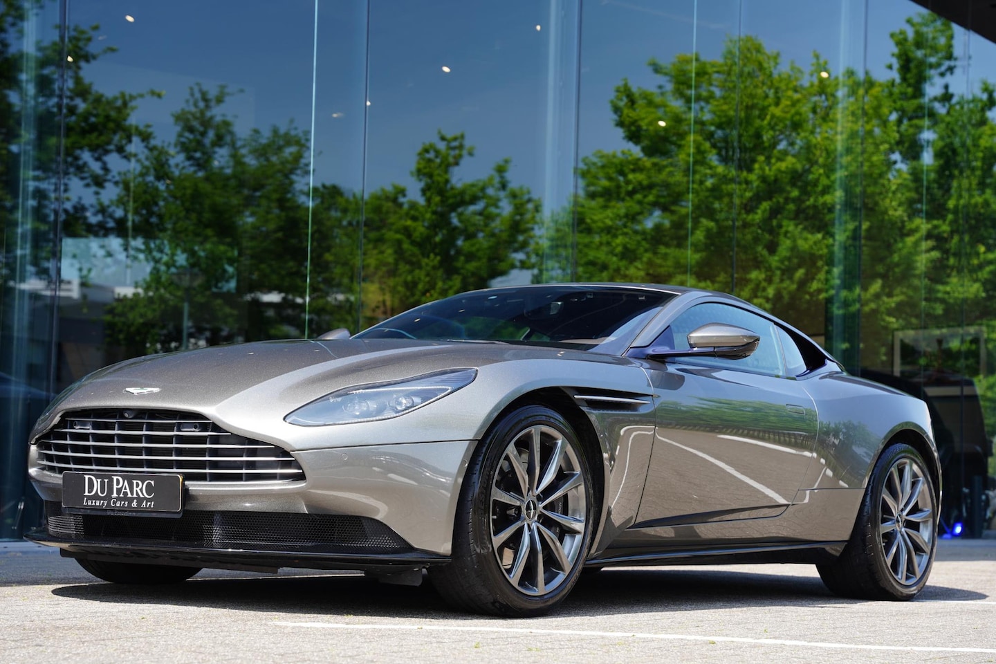 Aston Martin V8 Coupé - DB11 4.0 NL-Auto Dealer Serviced 30 D.Km - AutoWereld.nl