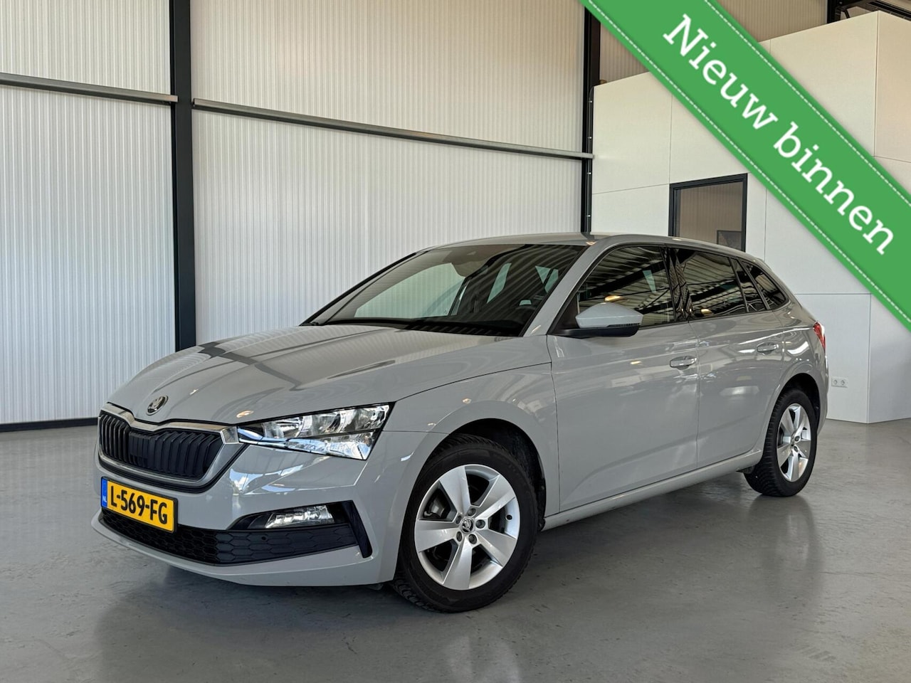 Skoda Scala - 1.0 TSI Sport Business 1.0 TSI 81kW Sport Business - AutoWereld.nl
