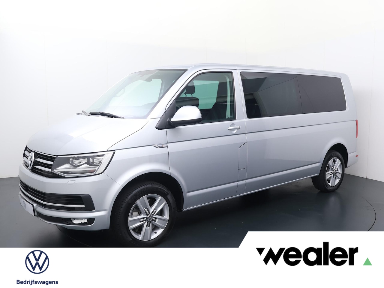 Volkswagen Transporter - 2.0 TDI L2H1 DC Highline 204 PK DSG Dubbele Cabine 5-Zitter | LED Koplampen + Achterlichte - AutoWereld.nl