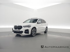 BMW X1 - xDrive25e M Sport | Pano | HUD | Leder | Camera | Keyless | Navi | Stoelverw. | Apple CarP