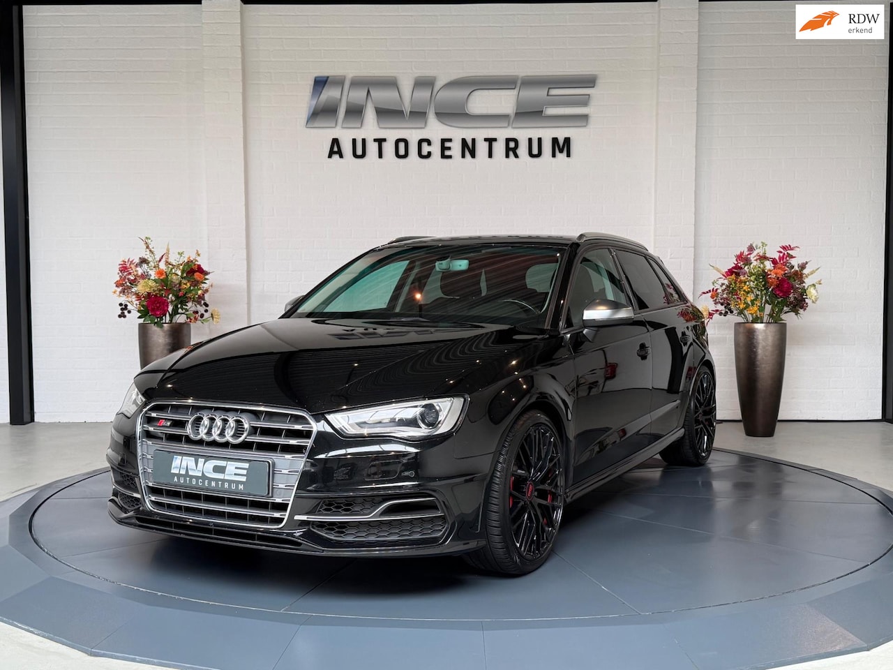 Audi A3 Sportback - 2.0 TFSI S3 quattro | Climate | Cruise | Milltek - AutoWereld.nl
