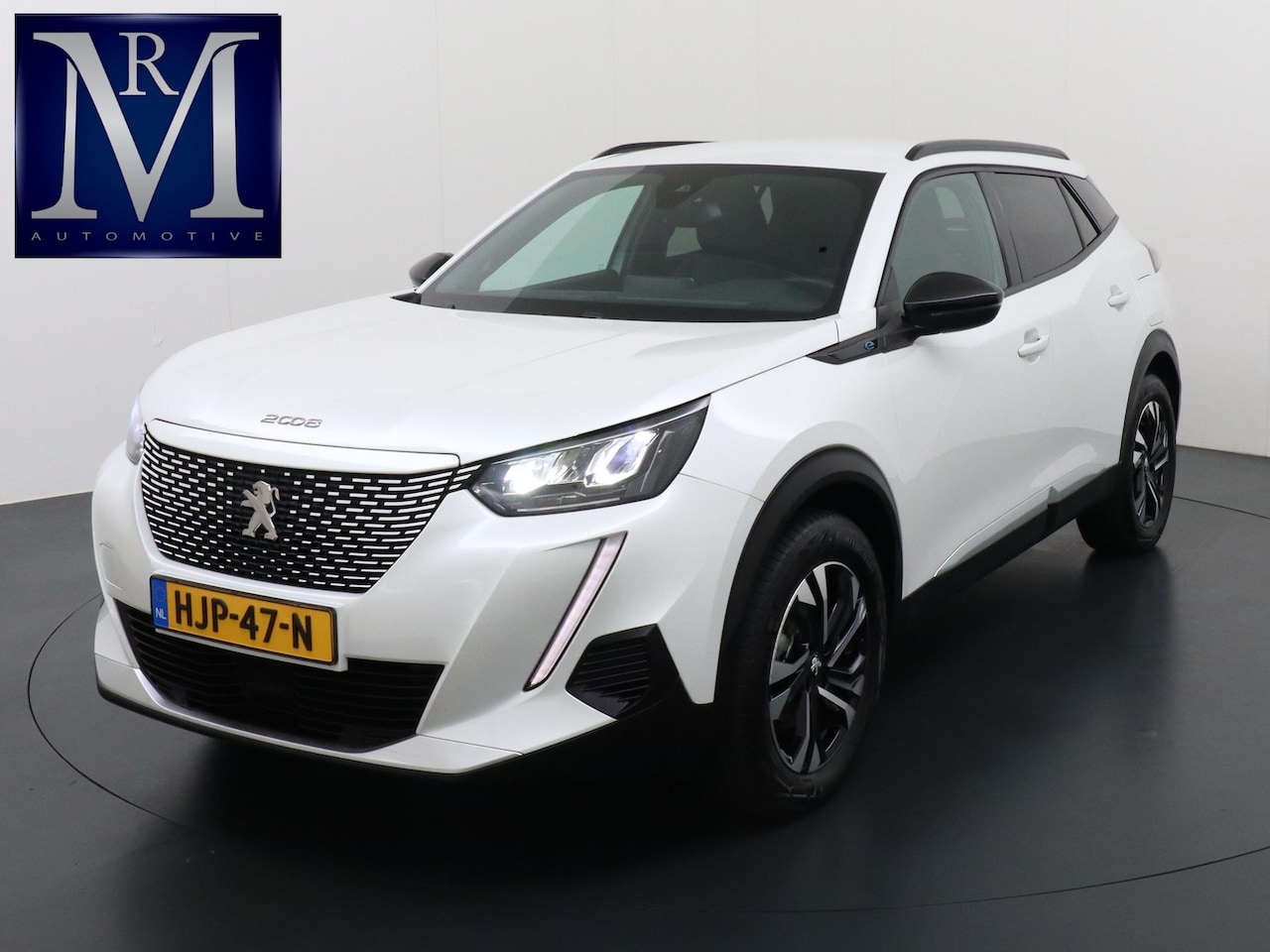 Peugeot e-2008 - EV Allure 50 kWh CAMERA | NAVI | RIJKLAAR INCL. 12 MND. BOVAGGARANTIE - AutoWereld.nl