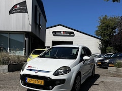 Fiat Punto Evo - 1.3 M-Jet Mylife Keurig nette en zeer zuinige 5 deur, s Punto diesel. Navigatie, Airco enz