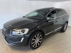 Volvo XC60 - 2.0 D4 FWD R-Design AUTOMAAT PANO DAK AIRCO NAVI CRUISE BLUETOOTH ELEK RAMEN CENT VERG VEL