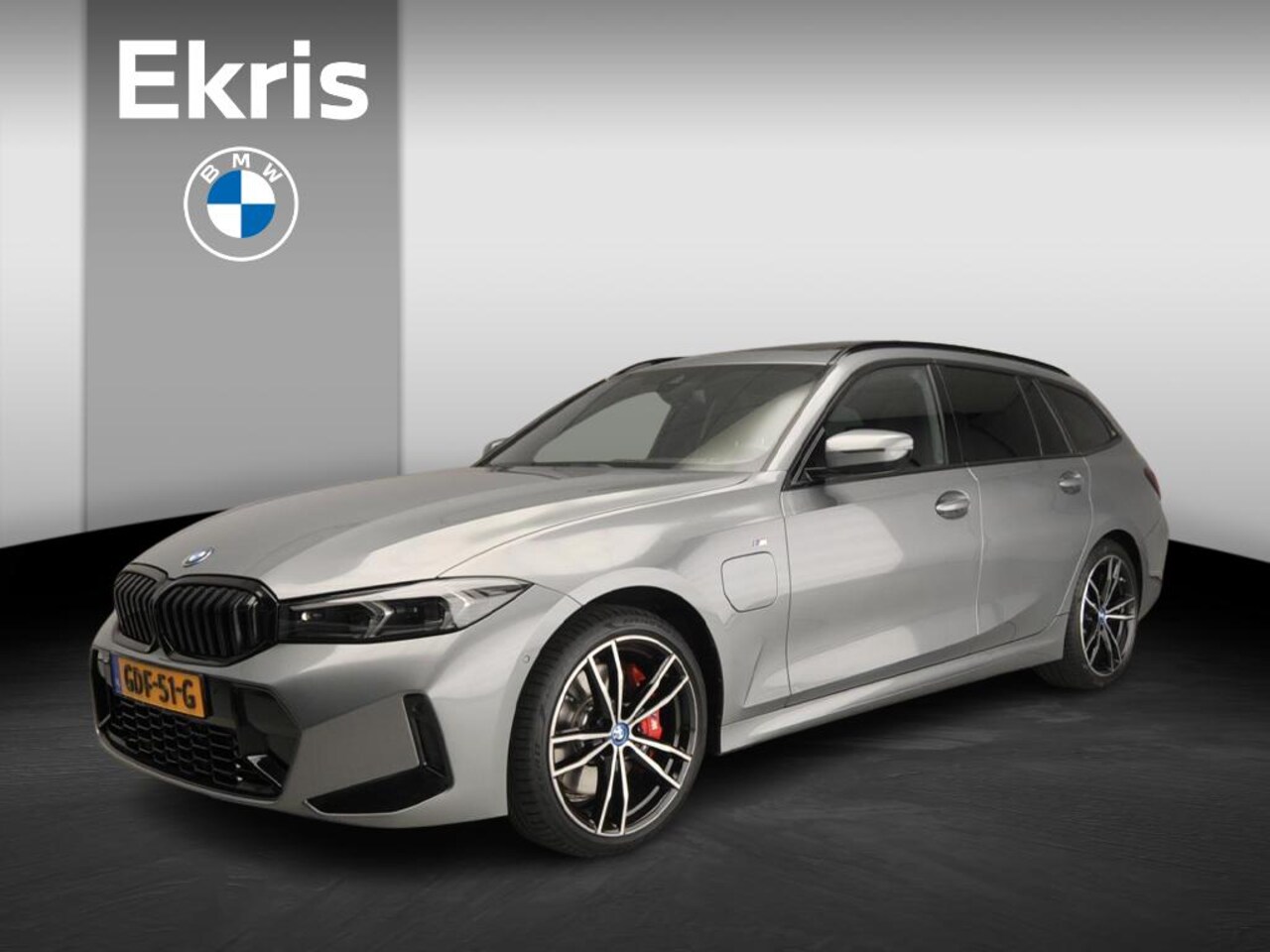 BMW 3-serie Touring - 320e | M-Sportpakket | LED | Leder | HUD | Schuifdak | Elektr. zetels | Sportstoelen | DAB - AutoWereld.nl