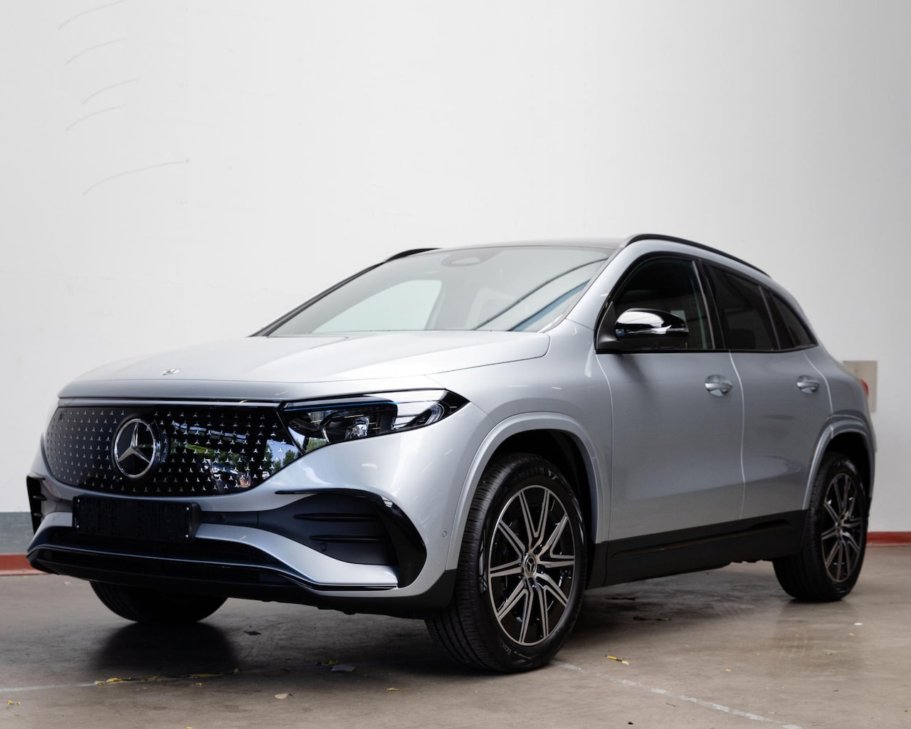 Mercedes-Benz EQA - 250 Business Solution AMG 250+ Business Solution AMG - AutoWereld.nl