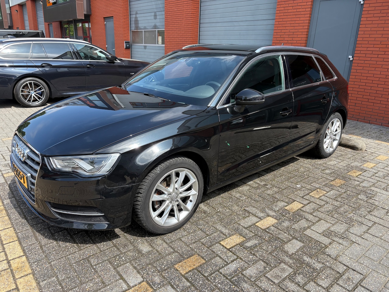 Audi A3 Sportback - 1.4 TFSI Ambition Pro Line S - AutoWereld.nl