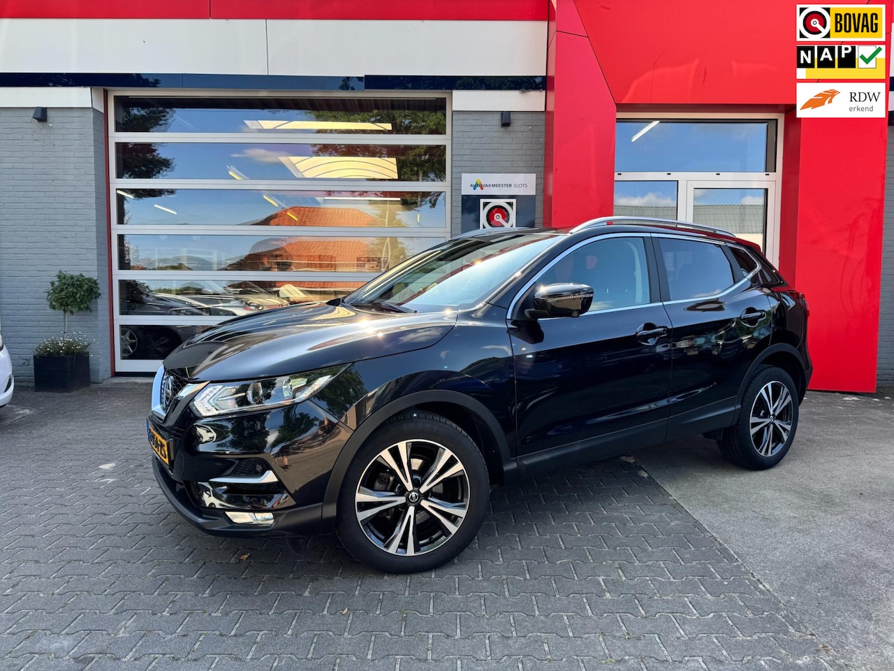 Nissan Qashqai - 1.3 DIG-T N-Connecta - AutoWereld.nl