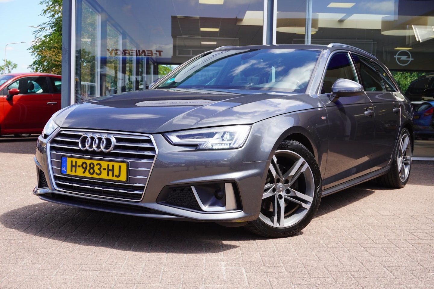 Audi A4 Avant - 35 TFSI Sport S line edition | Vol opties | 2x Sline | Elek. pakket | LM velgen | Dealerau - AutoWereld.nl