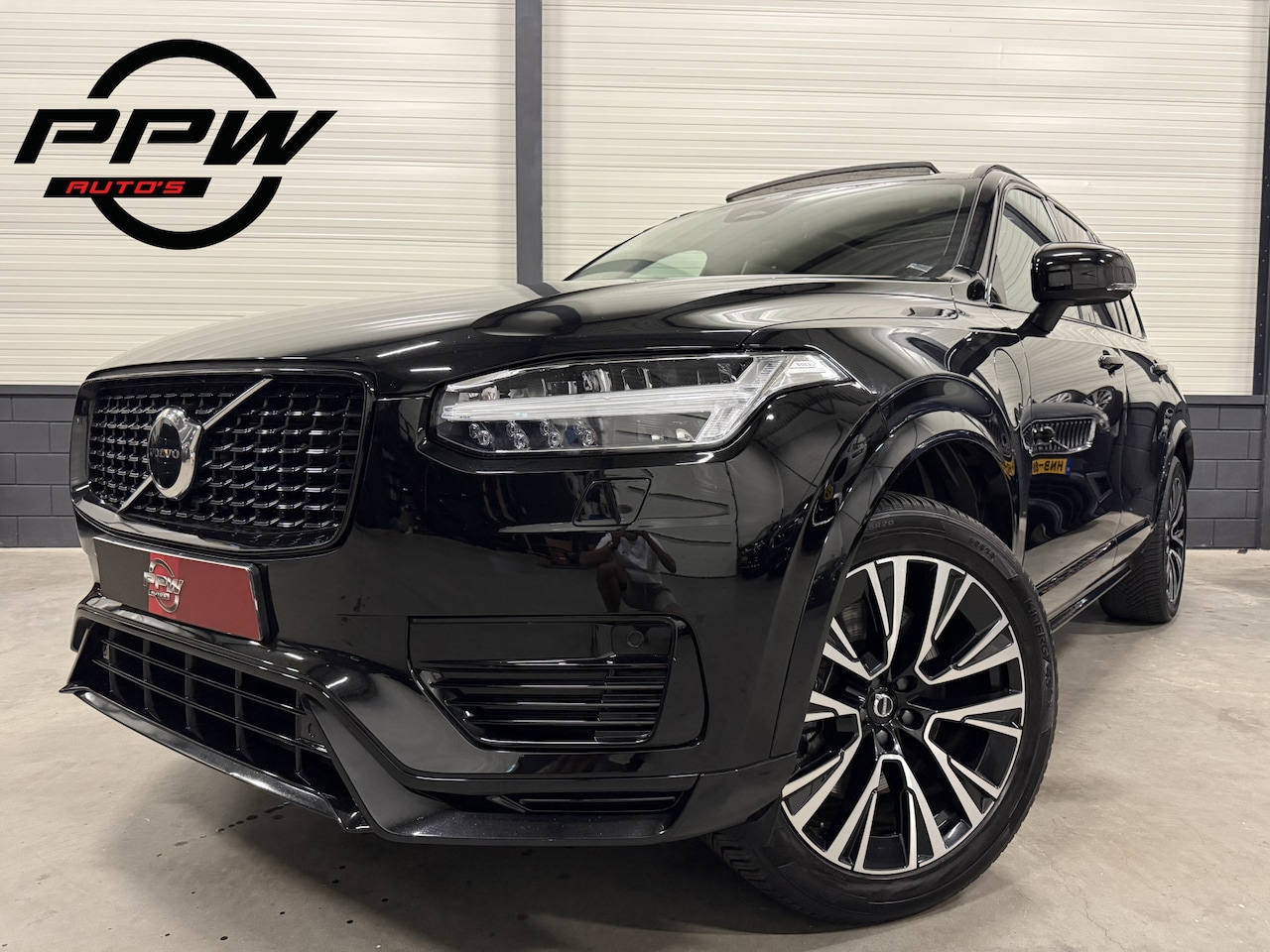 Volvo XC90 - T8 Recharge AWD R-Design BLACK LONG RANGE PANO/TREKHAAK/HEAD-UP/MEMORY/H&K/CAMERA/ACC/PILO - AutoWereld.nl