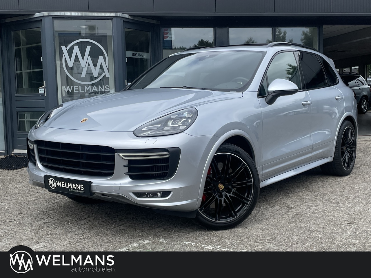 Porsche Cayenne - 3.6 GTS 440 pk Orig NL | Pano | Sport Chrono | Alcantara hemel - AutoWereld.nl