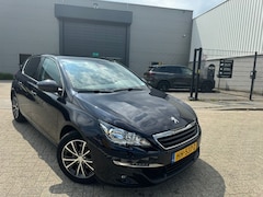 Peugeot 308 - 1.6 BlueHDi Panorama|6Bak 2015