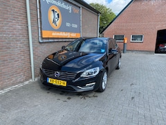 Volvo V60 - 2.0 D4 Summum