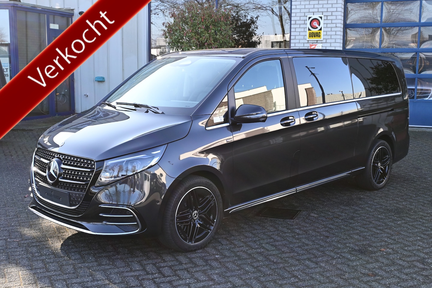 Mercedes-Benz V-klasse - 300d 4-Matic AMG L3 DC AMG pakket, Elektrisch portieren, Distronic - AutoWereld.nl