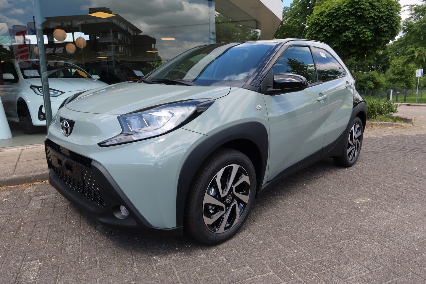 Toyota Aygo X - Toyota Aygo X 1.0 VVT-i MT Pulse -NIEUW- - AutoWereld.nl
