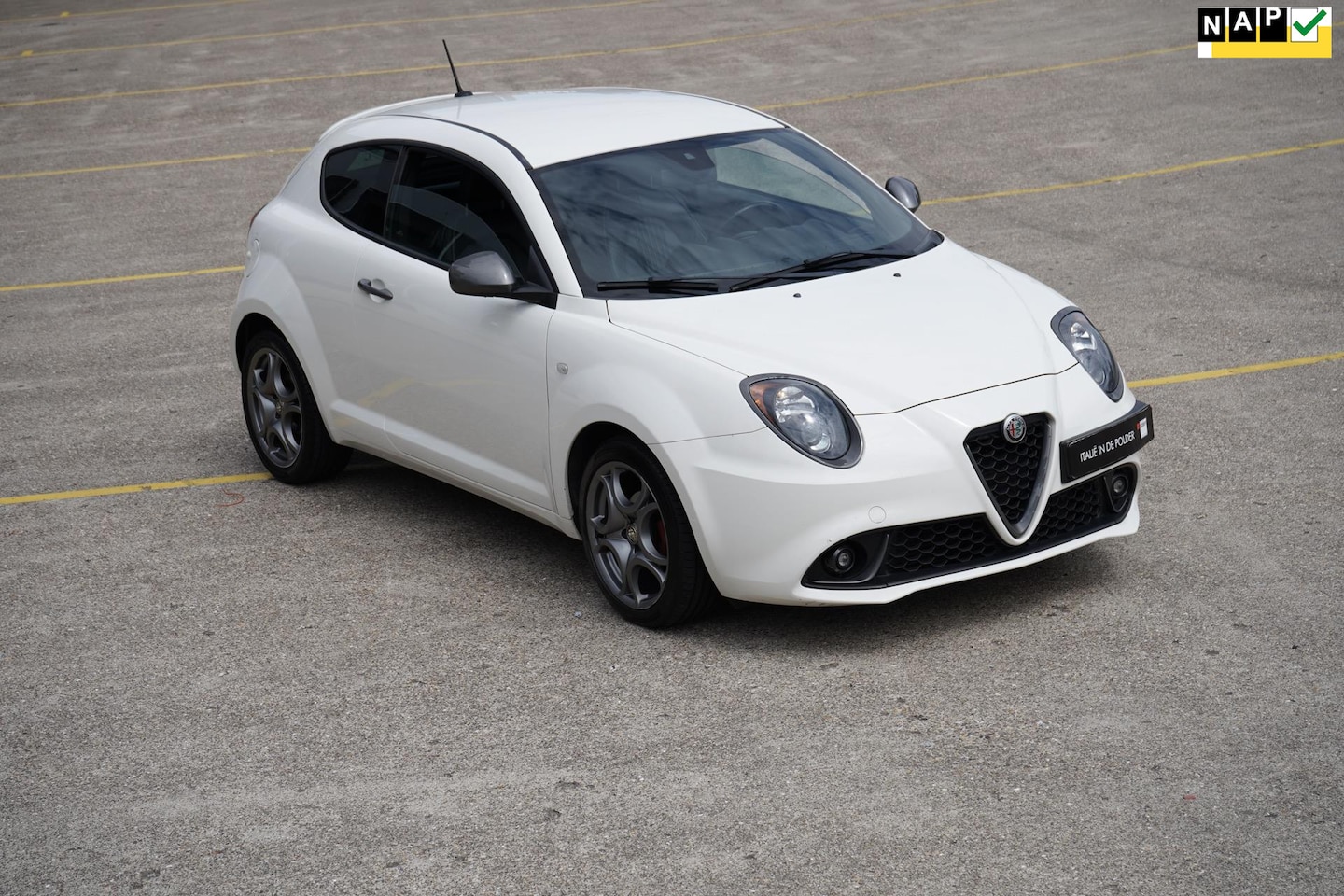 Alfa Romeo MiTo - 0.9 TwinAir ECO Super Esclusivo - AutoWereld.nl