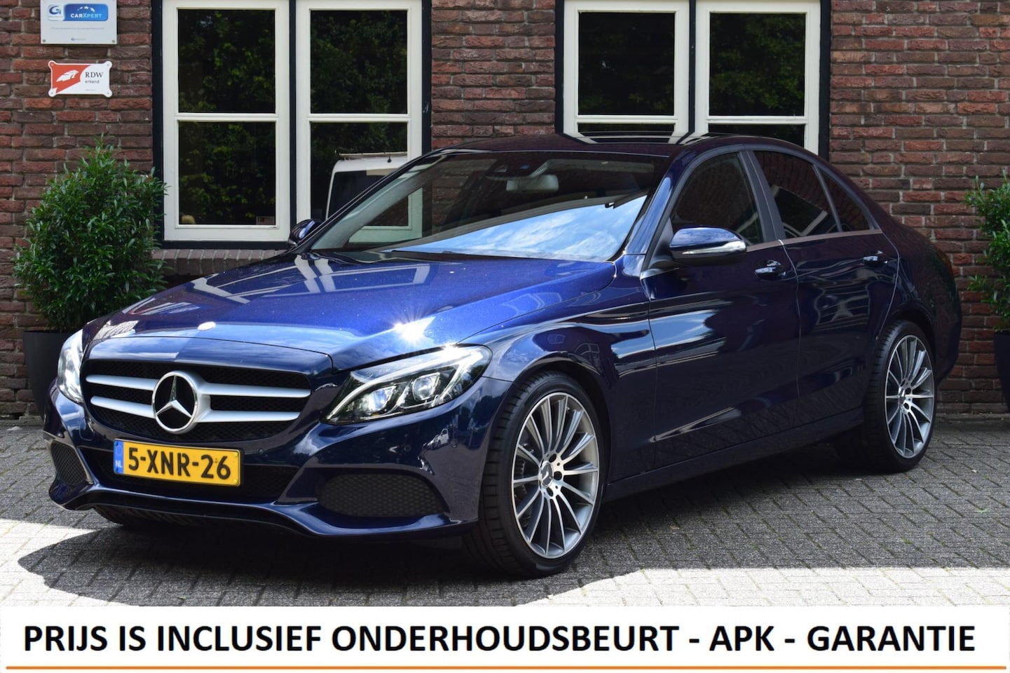 Mercedes-Benz C-klasse - 180 Ambition 156PK | 19Inch | PDC - AutoWereld.nl