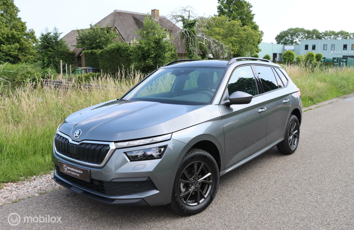 Skoda Kamiq - 1.0 TSI Business / Pano / Camera / Carplay - AutoWereld.nl