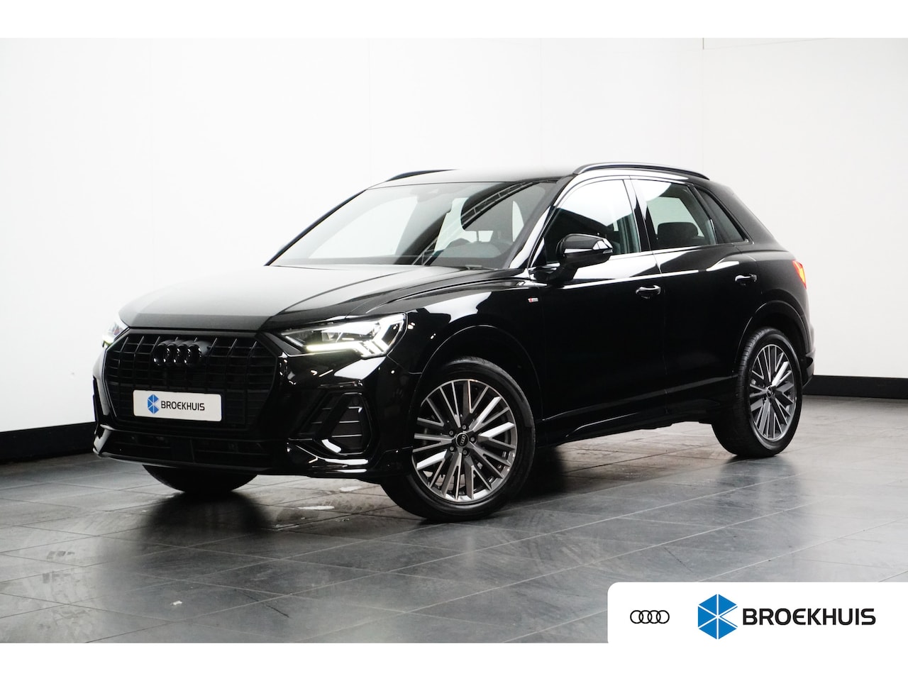 Audi Q3 - 35 TFSI 150 pk S edition Competition | Achteruitrijcamera | Apple Carplay/Android Auto|tel - AutoWereld.nl