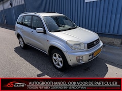 Toyota RAV4 - 2.0-16V VVT-i Sol Parkeersensoren, Airco, Radio, Lichtmetalen Bij de verkoop van gebruikte