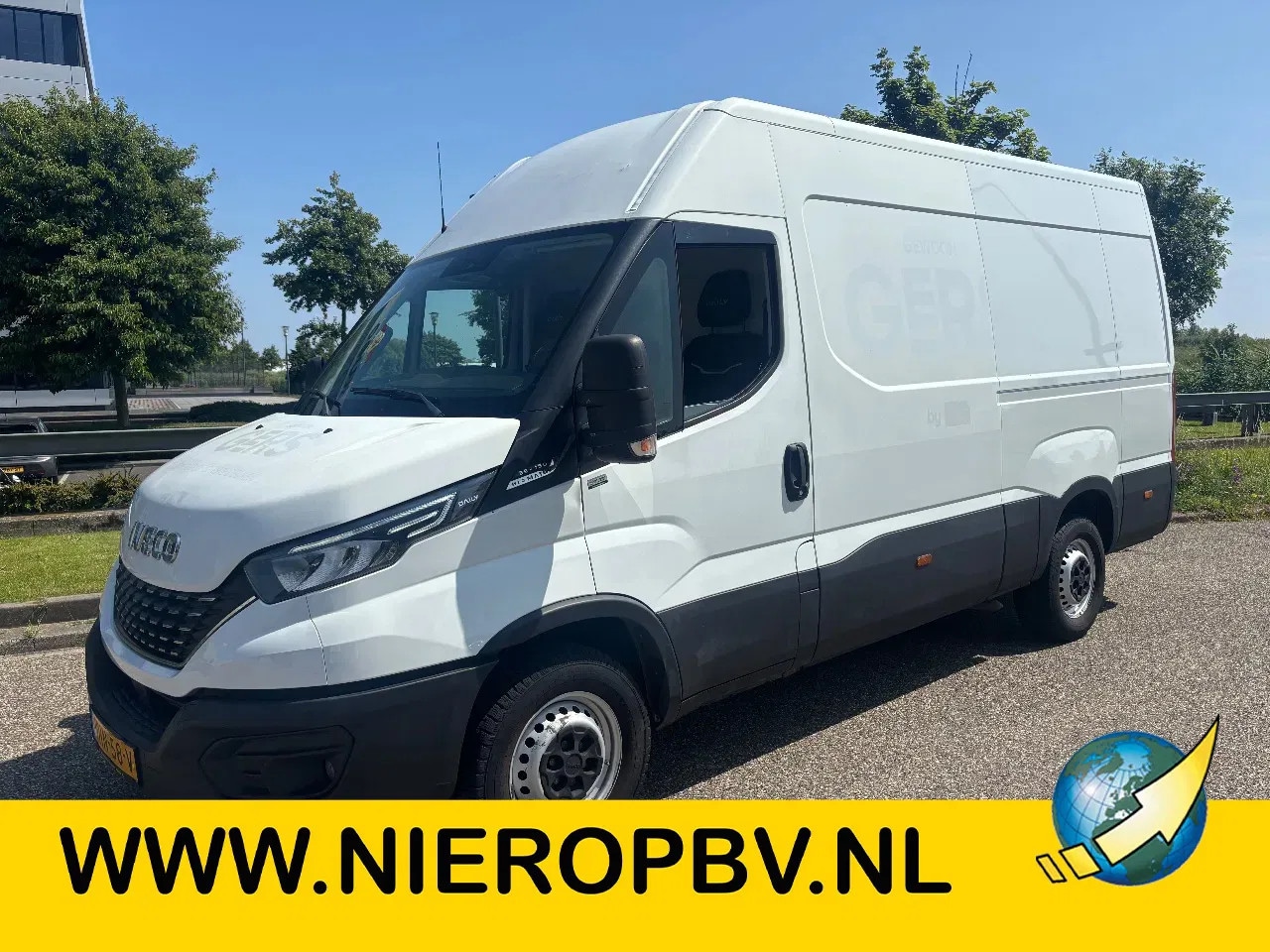 Iveco Daily - 35S16 L3H2 Automaat Airco Cruisecontrol Trekhaak EURO 6 - AutoWereld.nl