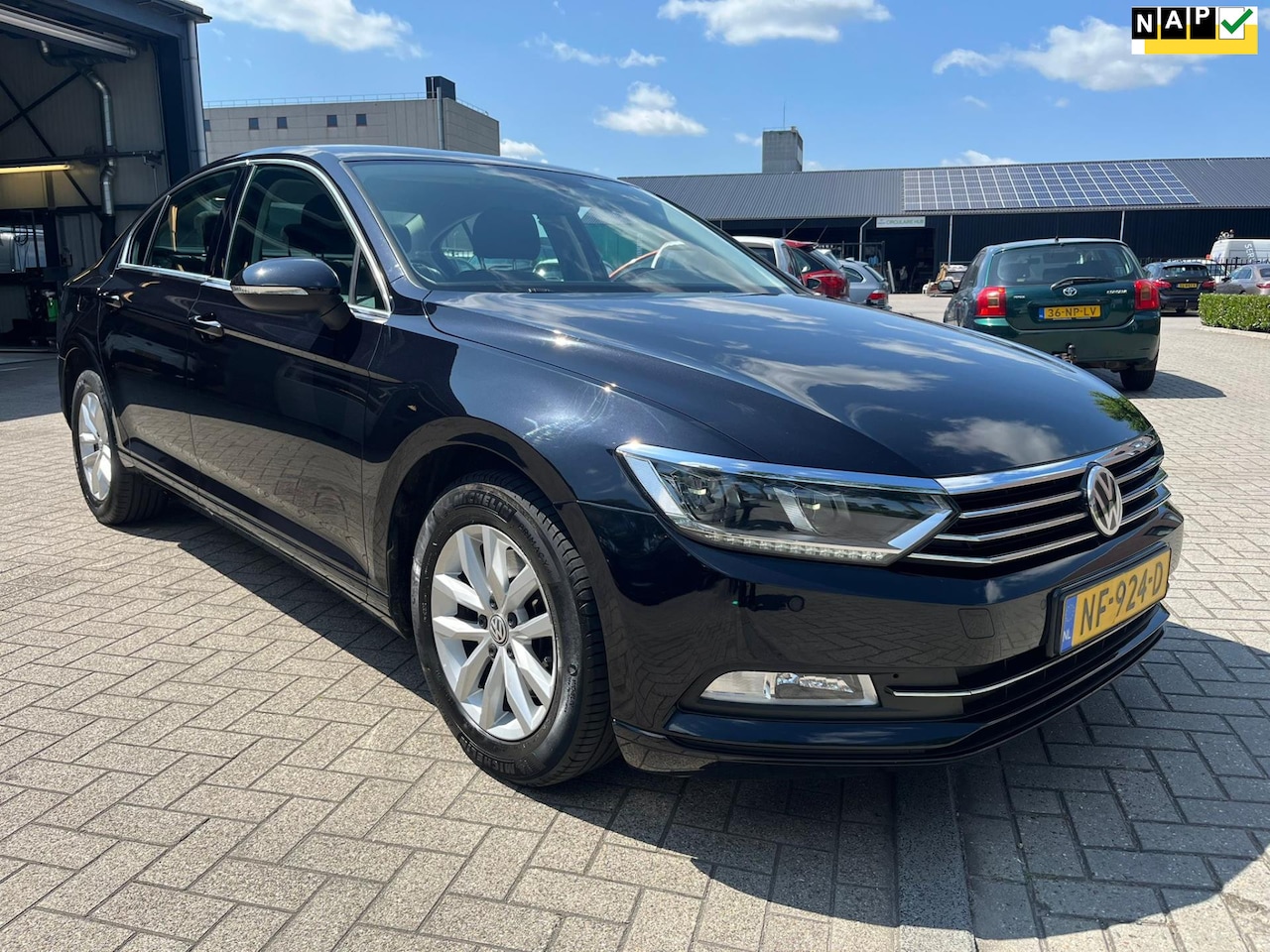 Volkswagen Passat - 1.4 TSI Comfortline 1.4 TSI Comfortline - AutoWereld.nl