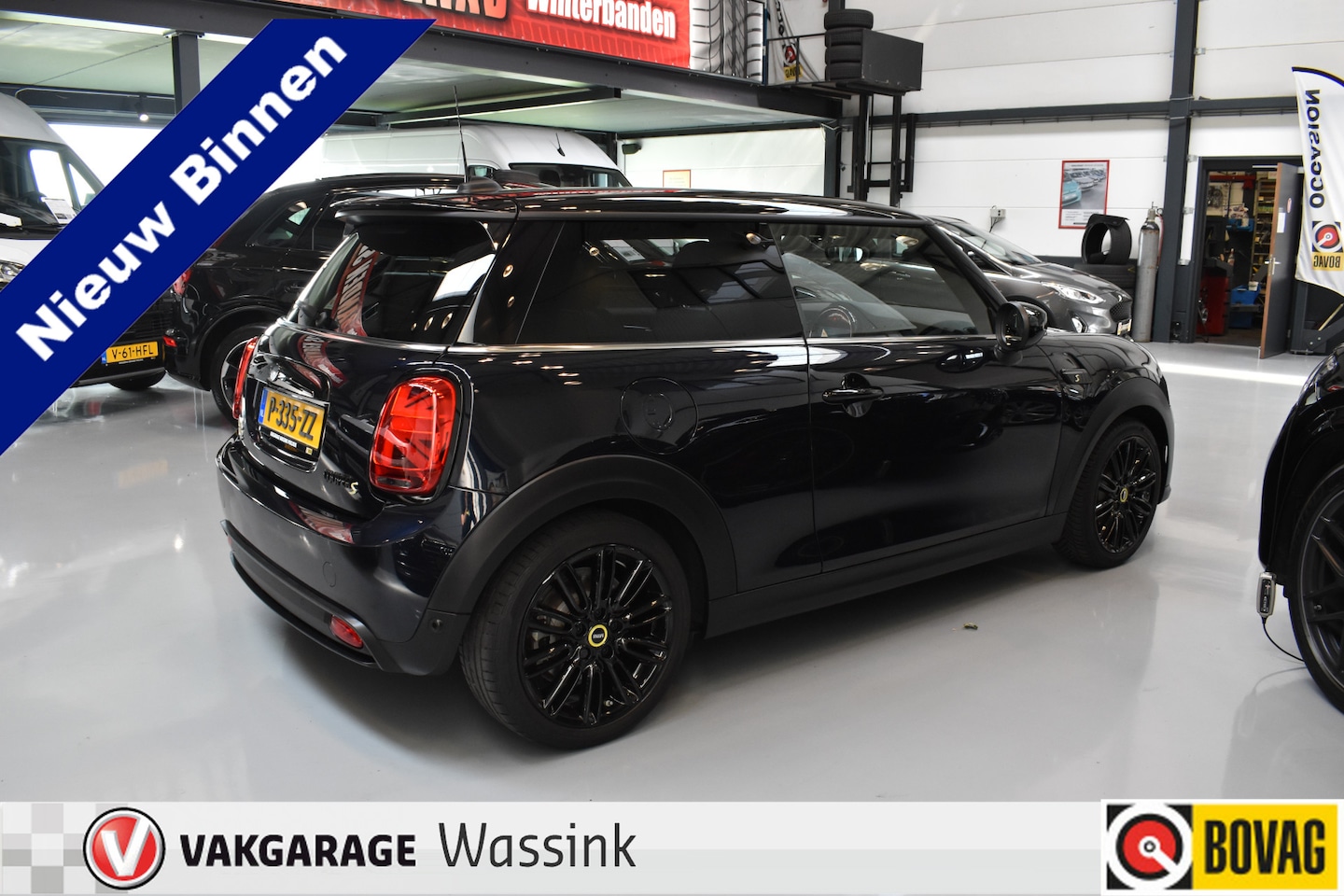 MINI Mini-Electric - Classic 33 kWh Pano automaat resolute edition 135kw 1e eigenaar n.a.p. Pano / Leder / Harm - AutoWereld.nl
