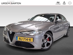 Alfa Romeo Giulia - 2.0T Super | automaat | 200PK | bi-xenon | halfleder |