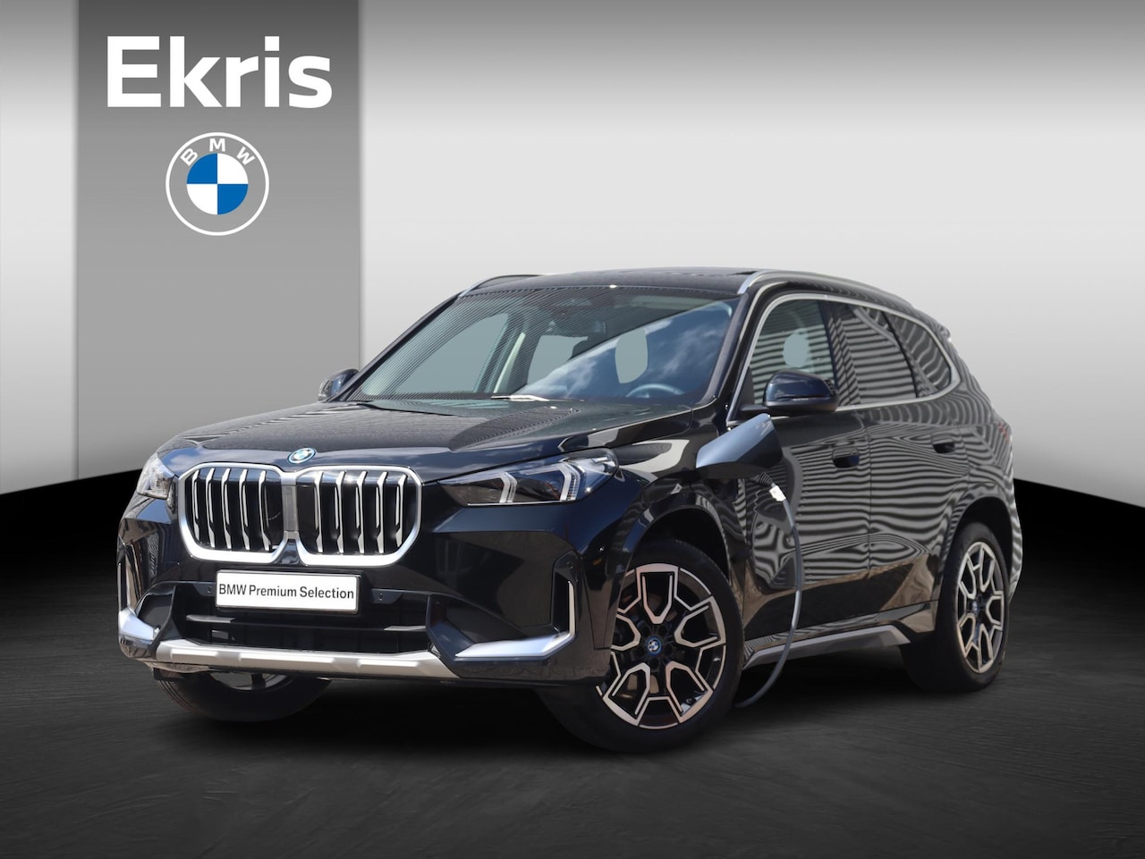 BMW X1 - xDrive25e | xLine | Premium Pack | Panodak | Trekhaak | Elektr. Stoelen | Harman Kardon | - AutoWereld.nl