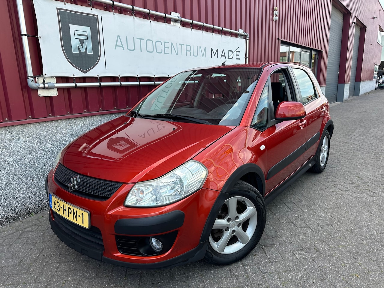 Suzuki SX4 - 1.6 Exclusive // Clima // Keyless Go // Trk.Hk - AutoWereld.nl
